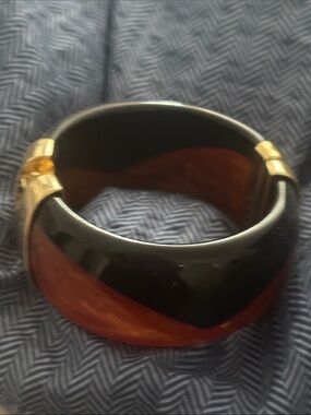 Neiman Marcus Black and Amber Resin Hinged Bangle with Gold Accents